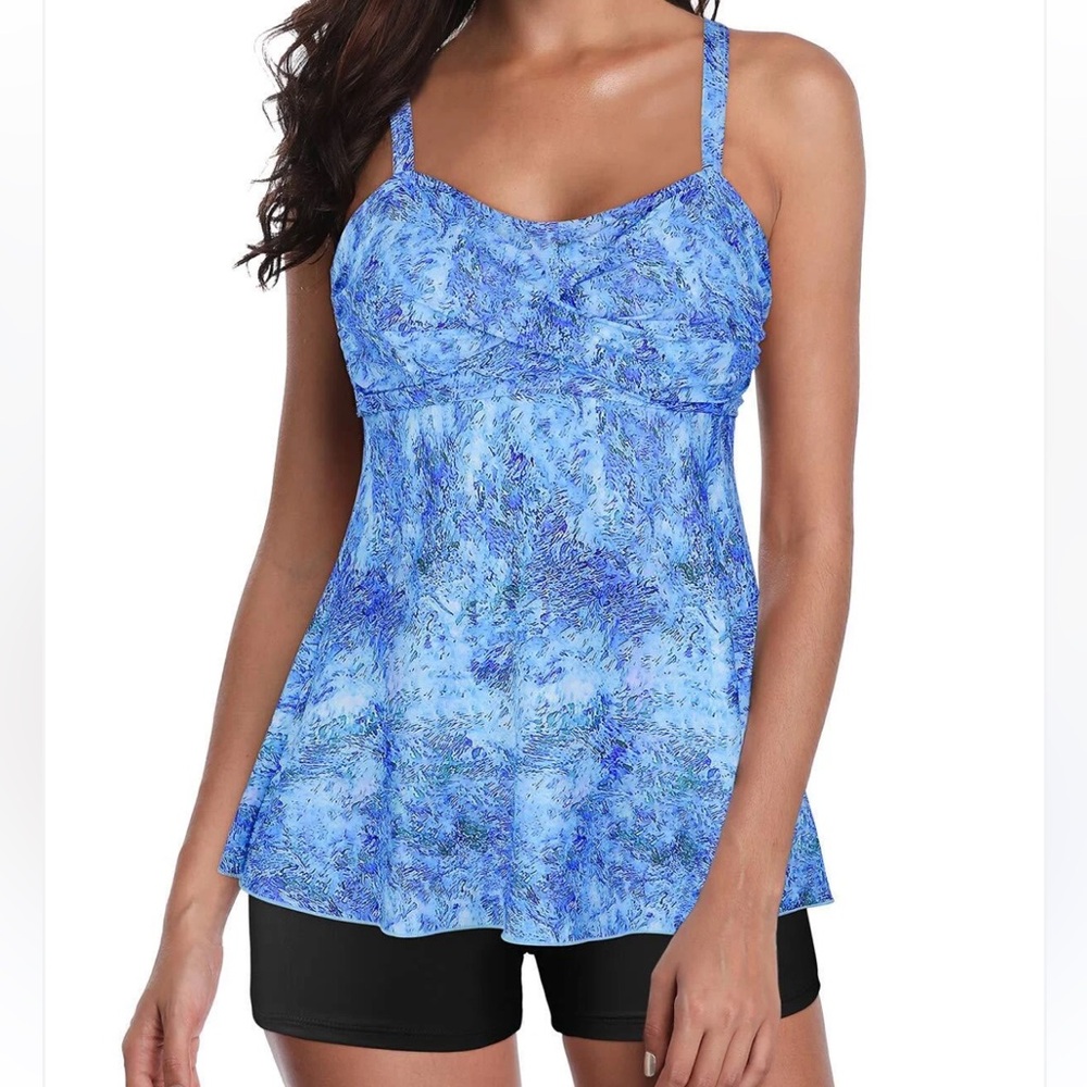 NWOT women’s modest 2 piece swimsuit blue wave tank top w/ swim shorts